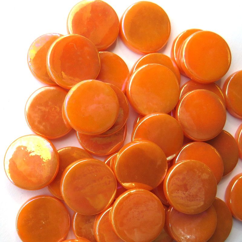 Pastille orange irisée , 1.8 cm , par 100 g .