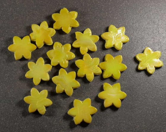 Fleurs Jaunes 3 cm, par 100g