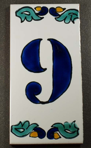 Numéro Artisanal 9 en Faience 7,5 x 15 cm