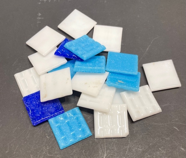 Pate de Verre 3 x 3 cm Mixte, Par 100g