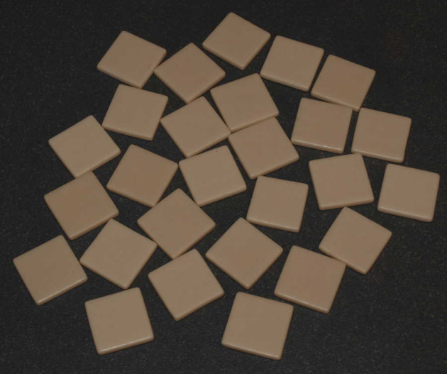 Pate de Verre Beige Mat 901, 2.5 x 2.5 cm, par 100g