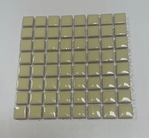 Micro Émaillée 1 x 1 cm - Jaune Pâle, Par 100g