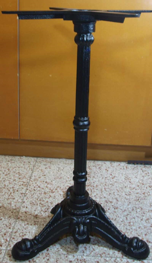 Pied de Table